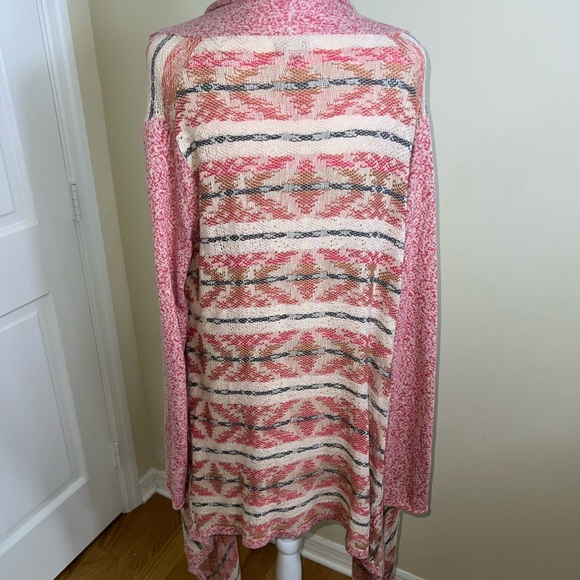 Lucky Brand Pink Aztec Knit Swing Waterfall Cardigan Open Blanket Size M - Picture 2 of 11